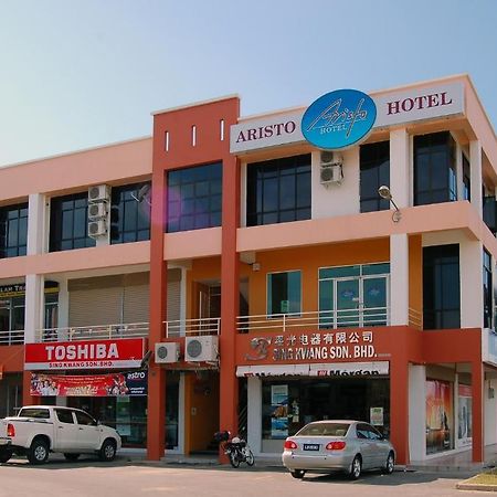 Aristo Hotel Putatan Kota Kinabalu Ngoại thất bức ảnh