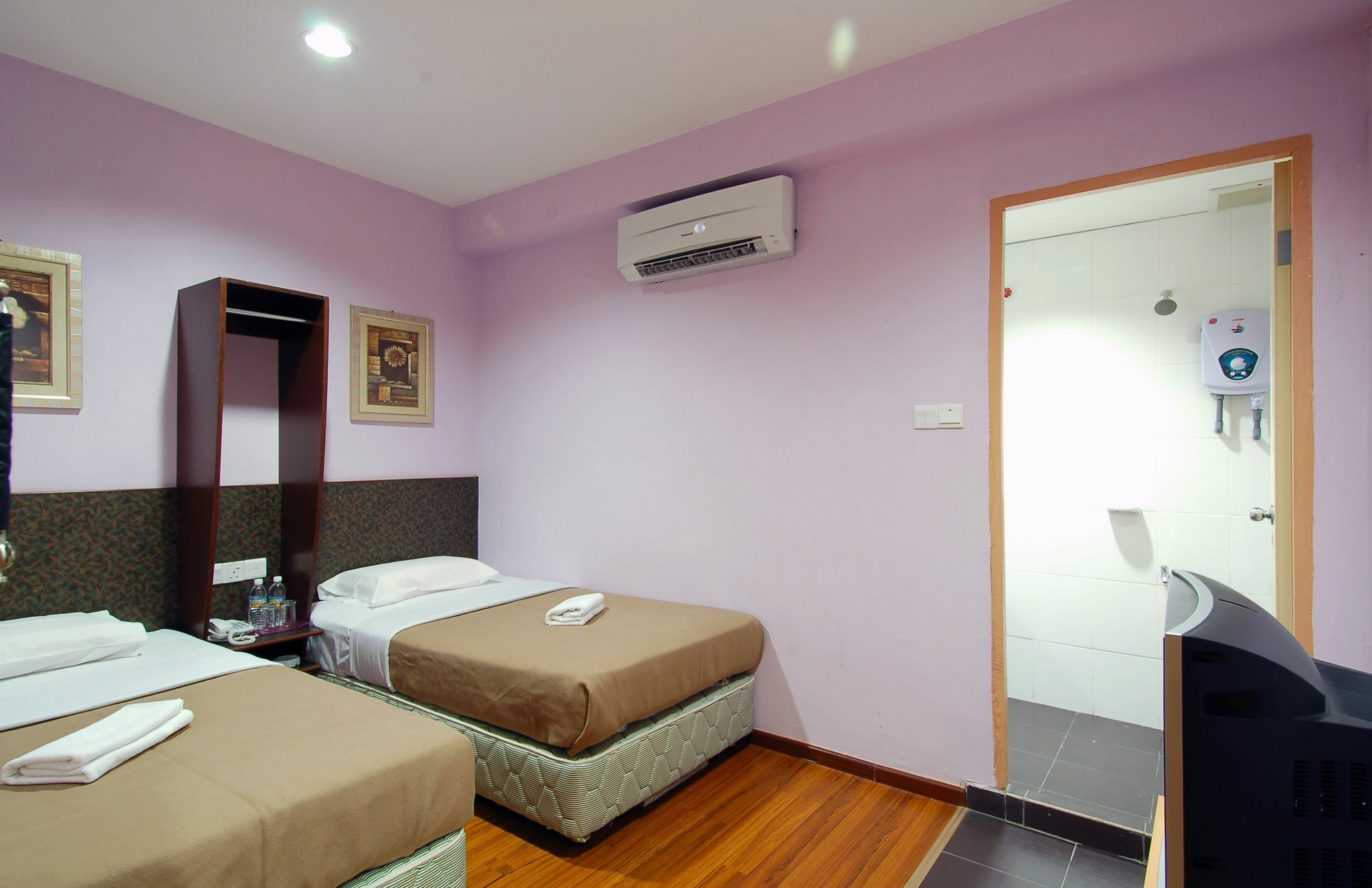 Aristo Hotel Putatan Kota Kinabalu Ngoại thất bức ảnh