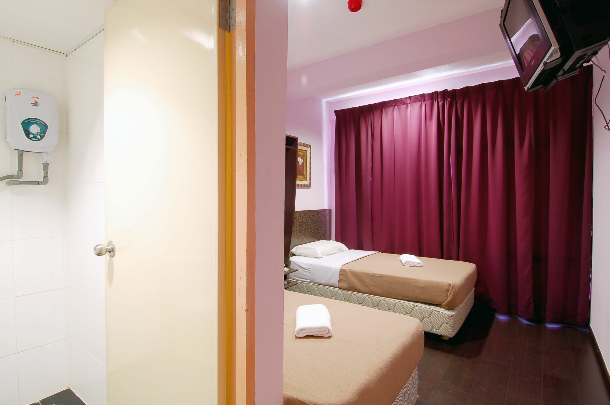 Aristo Hotel Putatan Kota Kinabalu Ngoại thất bức ảnh